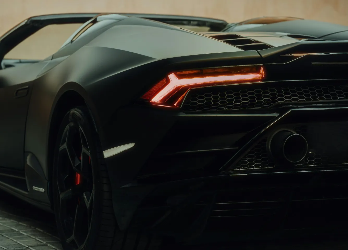 Convertible car rental Dubai — open-air experience